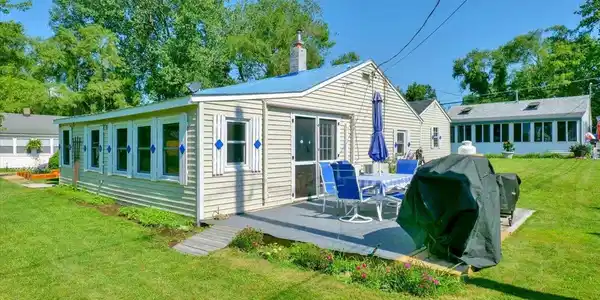 29 Sand Dunes Way