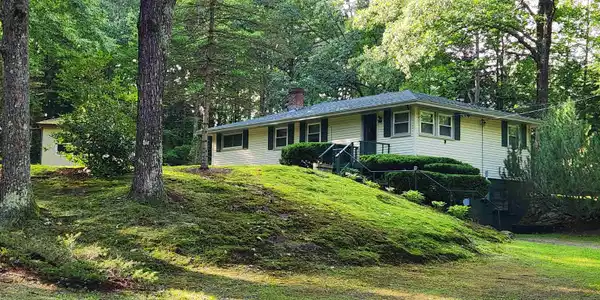 10 Old Marsh Hill Road
