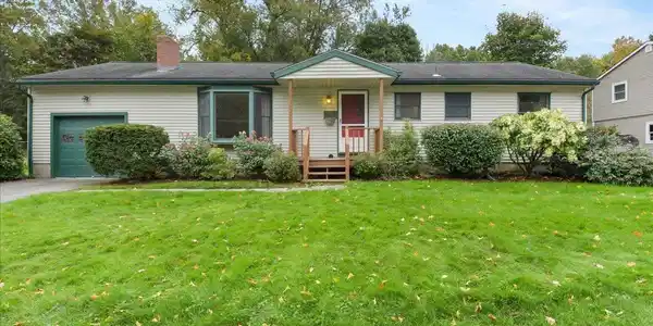 101 Killarney Drive
