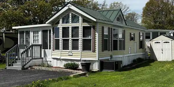 6 Eagle Lane