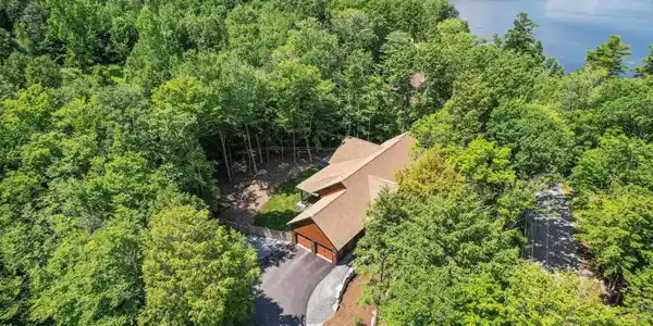 124 Lake