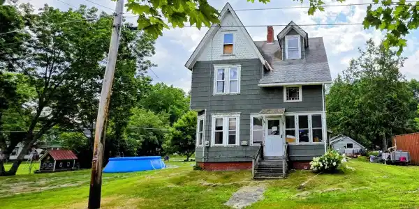 6 Locust Street