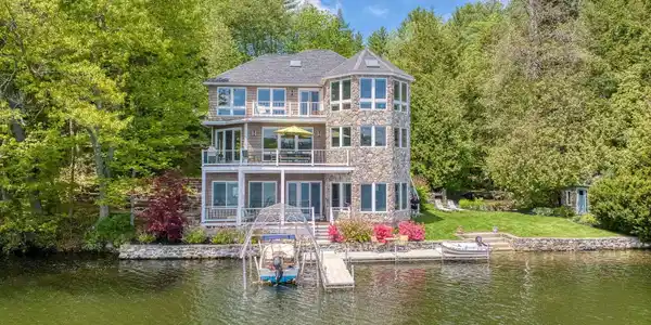 25 N Shore Road
