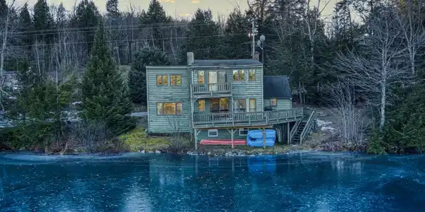 734 Stoney Brook