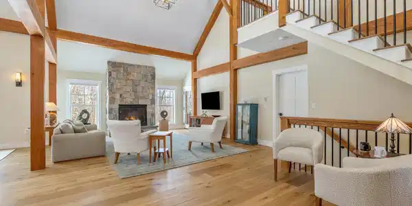 44 Anderson Pond