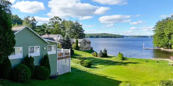 77 Lakewood Manor