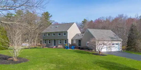 17 Baywood Drive