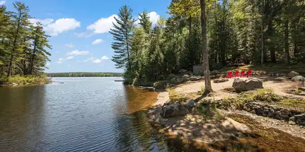 18 Walker Pond Road