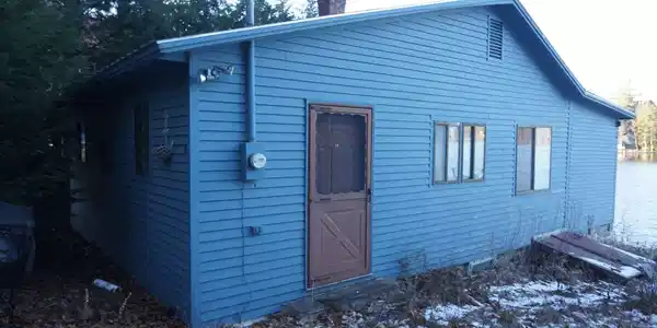 160 Crescent Lake