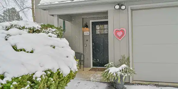 156 Martindale
