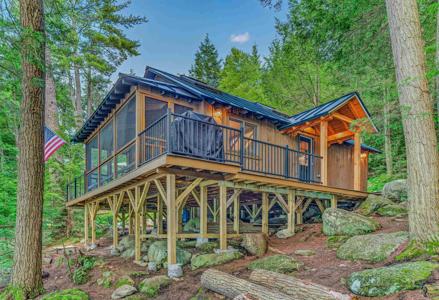 16 Hemlock Way