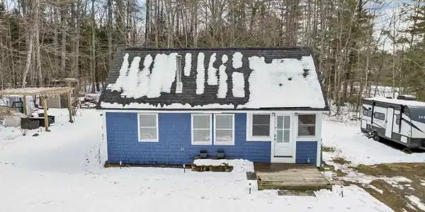 203 Lower Bay Road