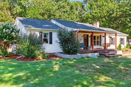 17 Oak Ridge Drive