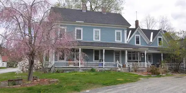 73 Lower Main