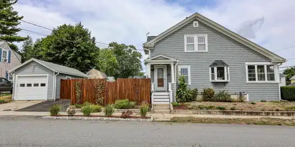 19 Sawyer