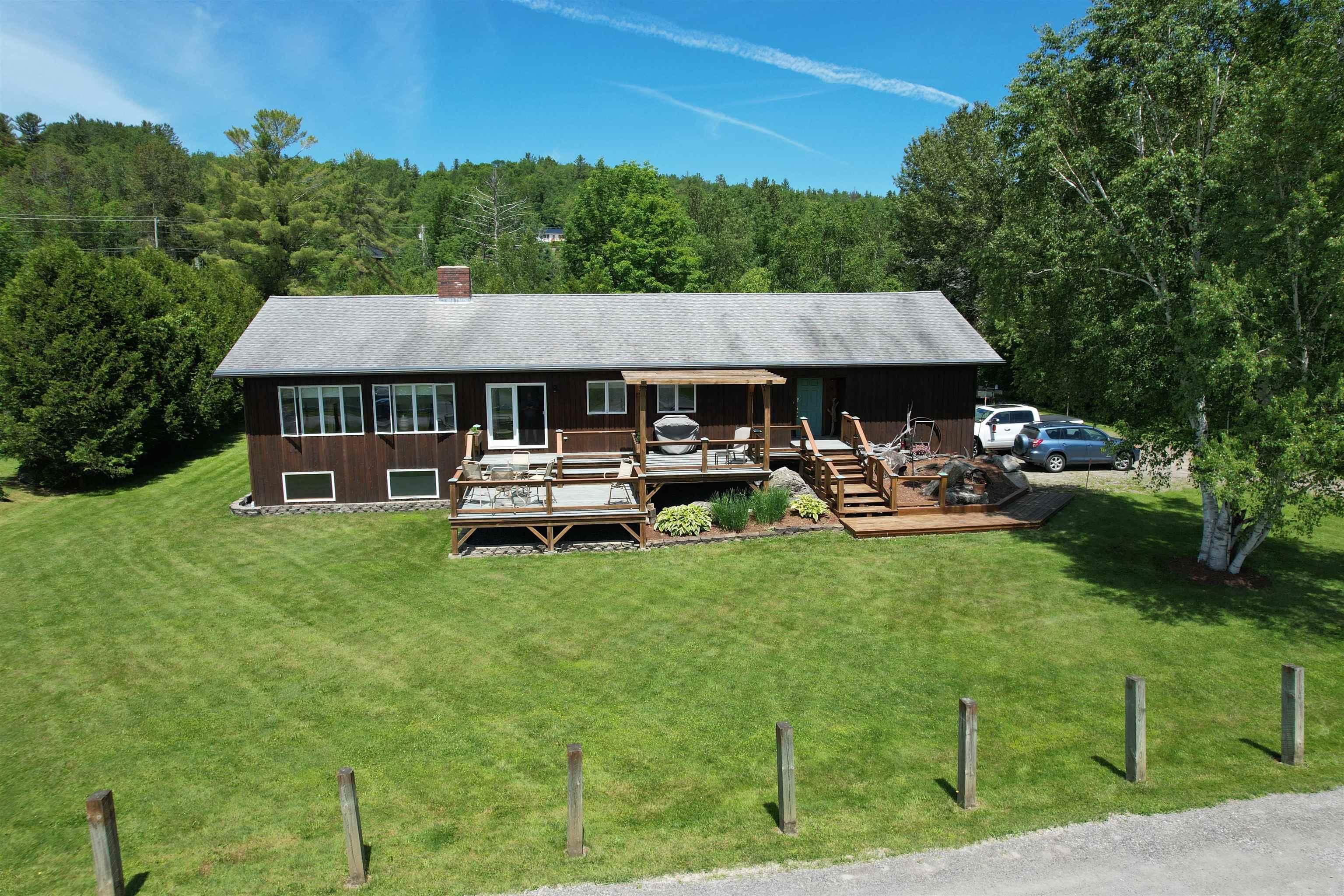 Image 0: Front of home
