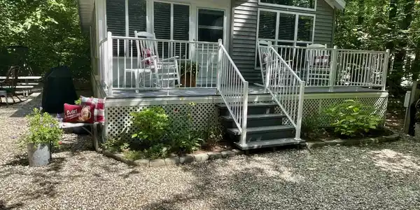 37 Pine Road