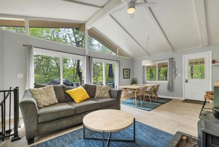 8 Little Shore Drive