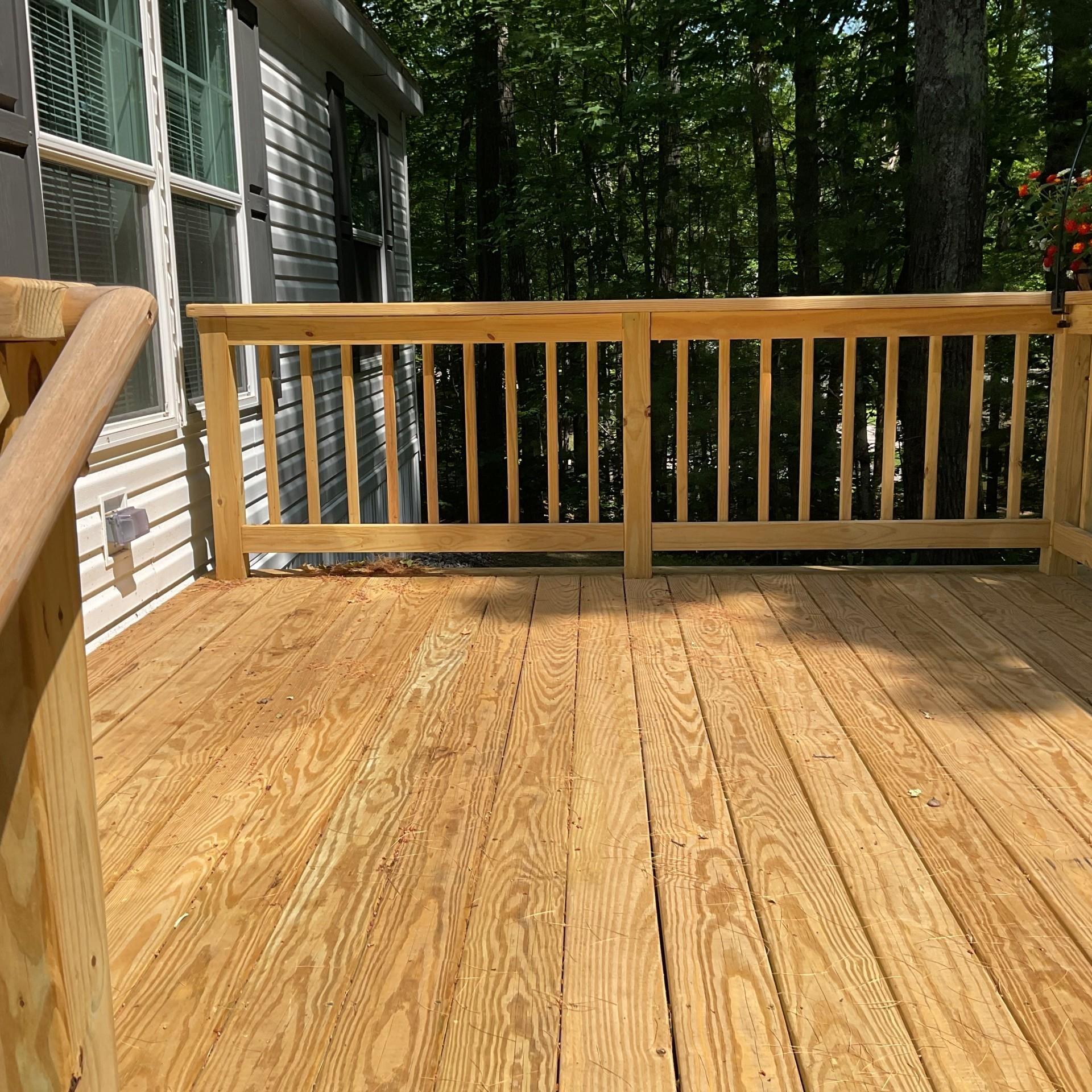 Image 2: Deck on Front
