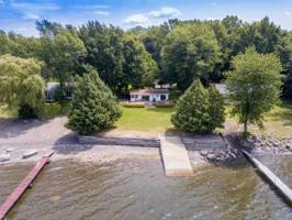 399 Lake Shore