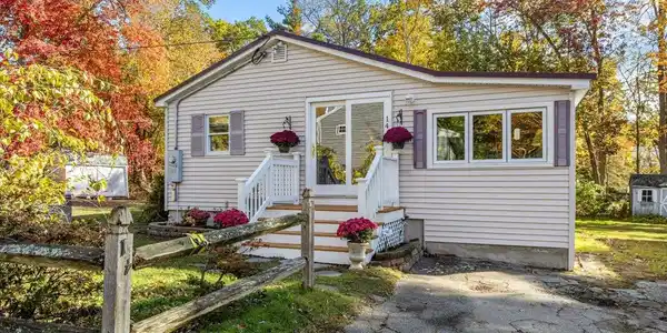 14 Lemyjoma Trail