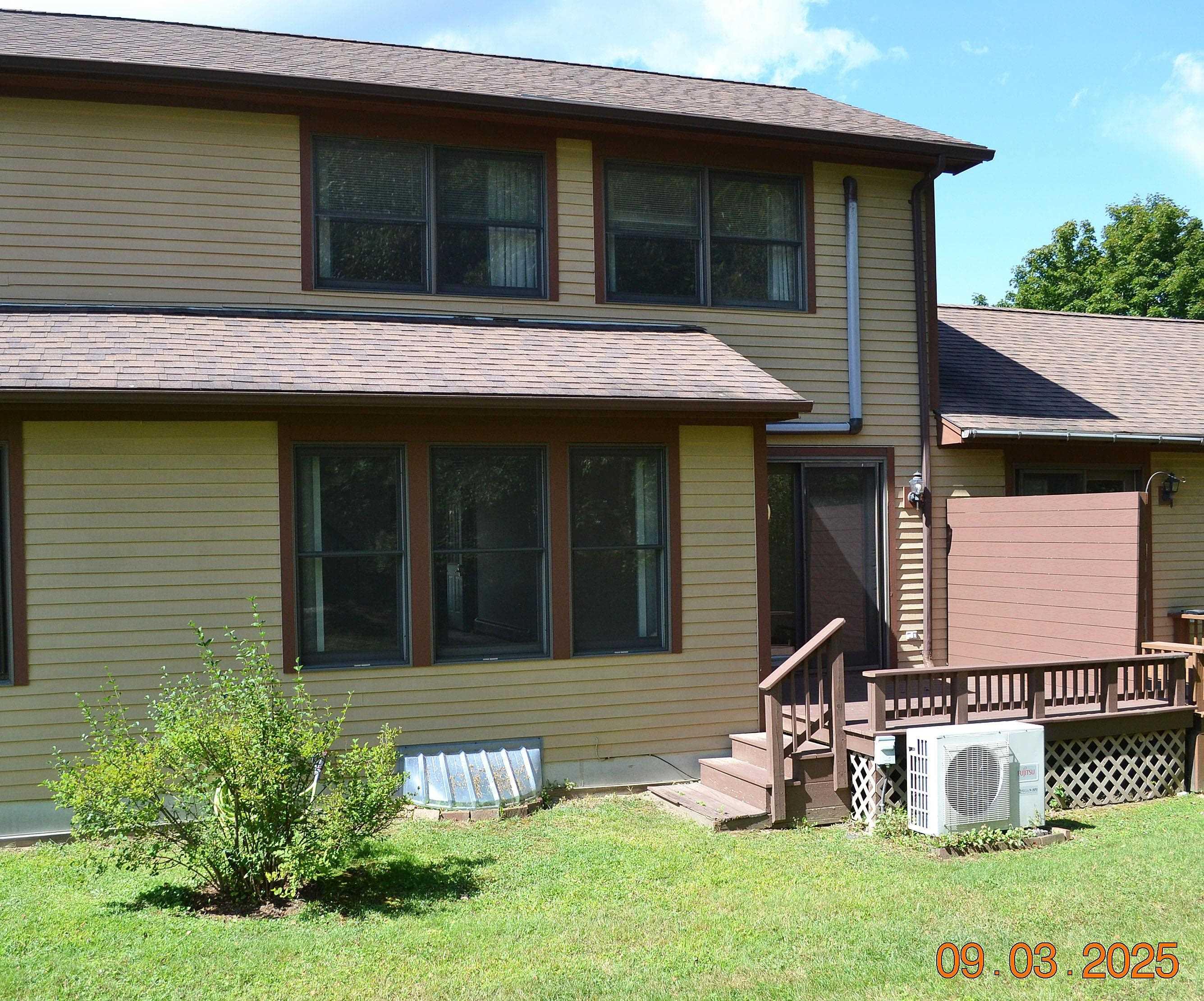 Image 1: Private Rear Deck