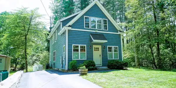 12 Grove Street