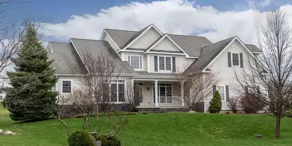 298 Bay Crest