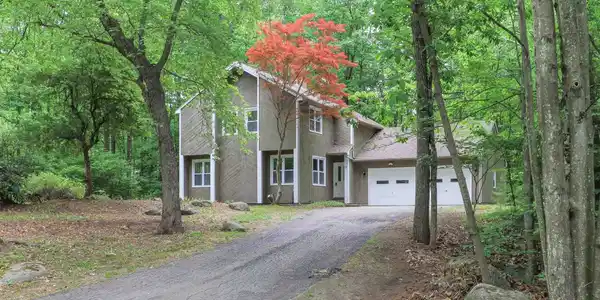 8 Greenwood
