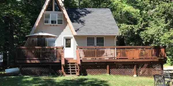 133 Lakeshore