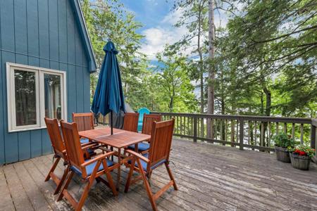 18 Brightwaters Drive