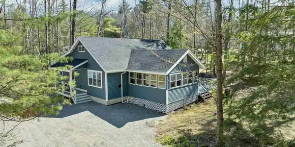 84 Maple Circle