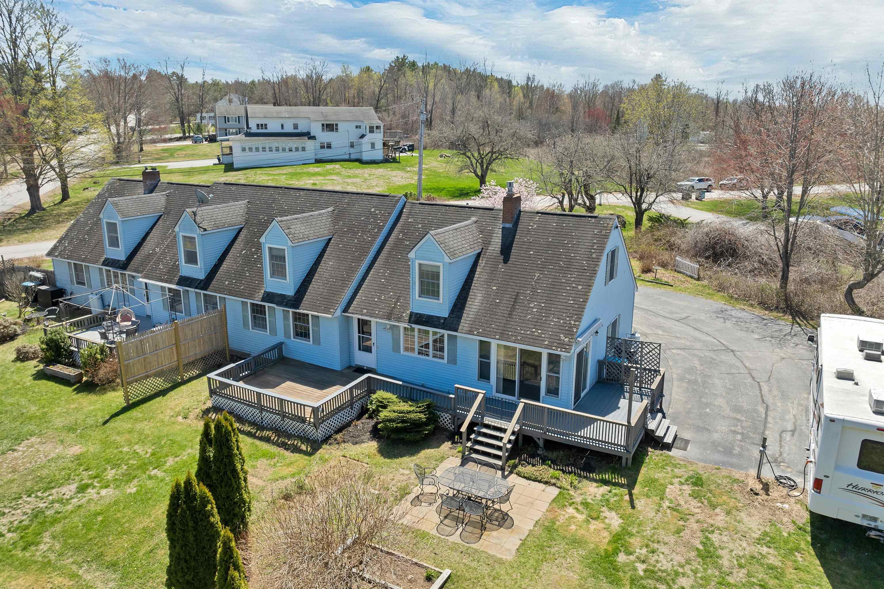 Image 4: back of home. Image 4: back of home.
