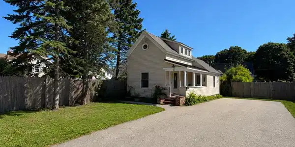 51 Nagle Street