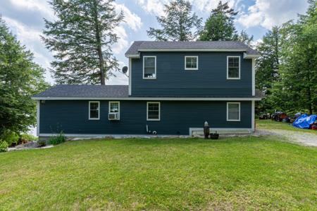 855 Halfmoon Pond Road