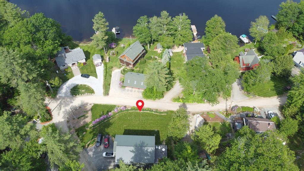 Image 2: Lake Access