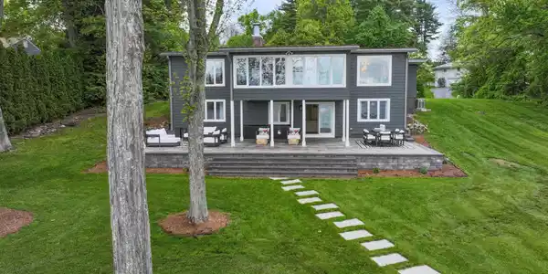 28 Woodvue Road