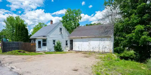 159 Main Street