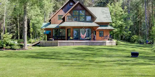 422 West Shore Road