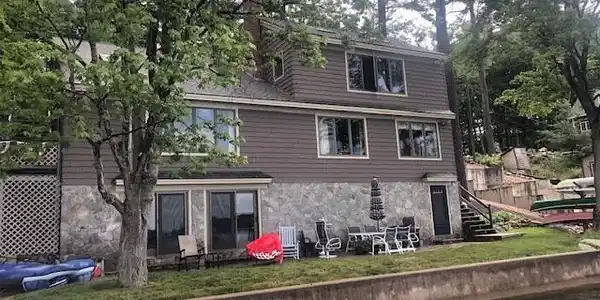 13 Meaders Point