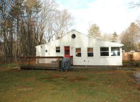 303 Collettes Grove