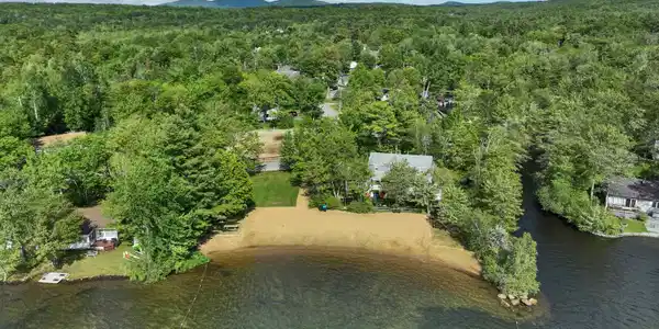 Image 2: Sunray Shores Beach Image 2: Sunray Shores Beach