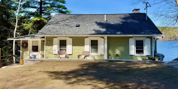 35 Greenwood Road