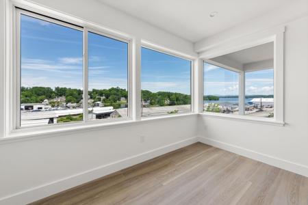 903 Union Avenue