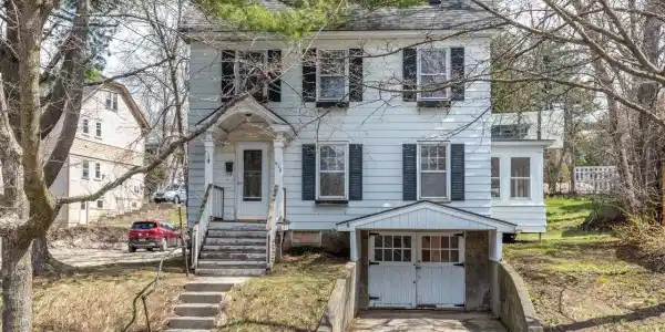 418 Saint Paul