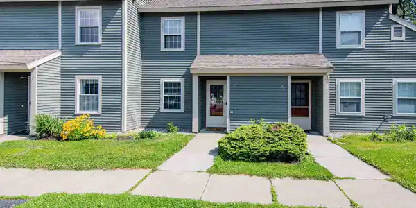 69 Pine Ledge