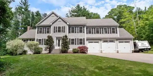 16 Horseshoe Road