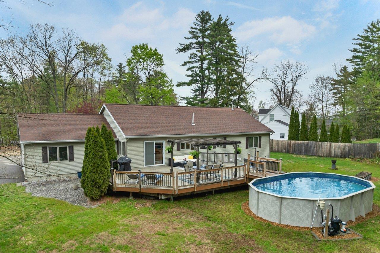Image 3: Private Backyard Oasis