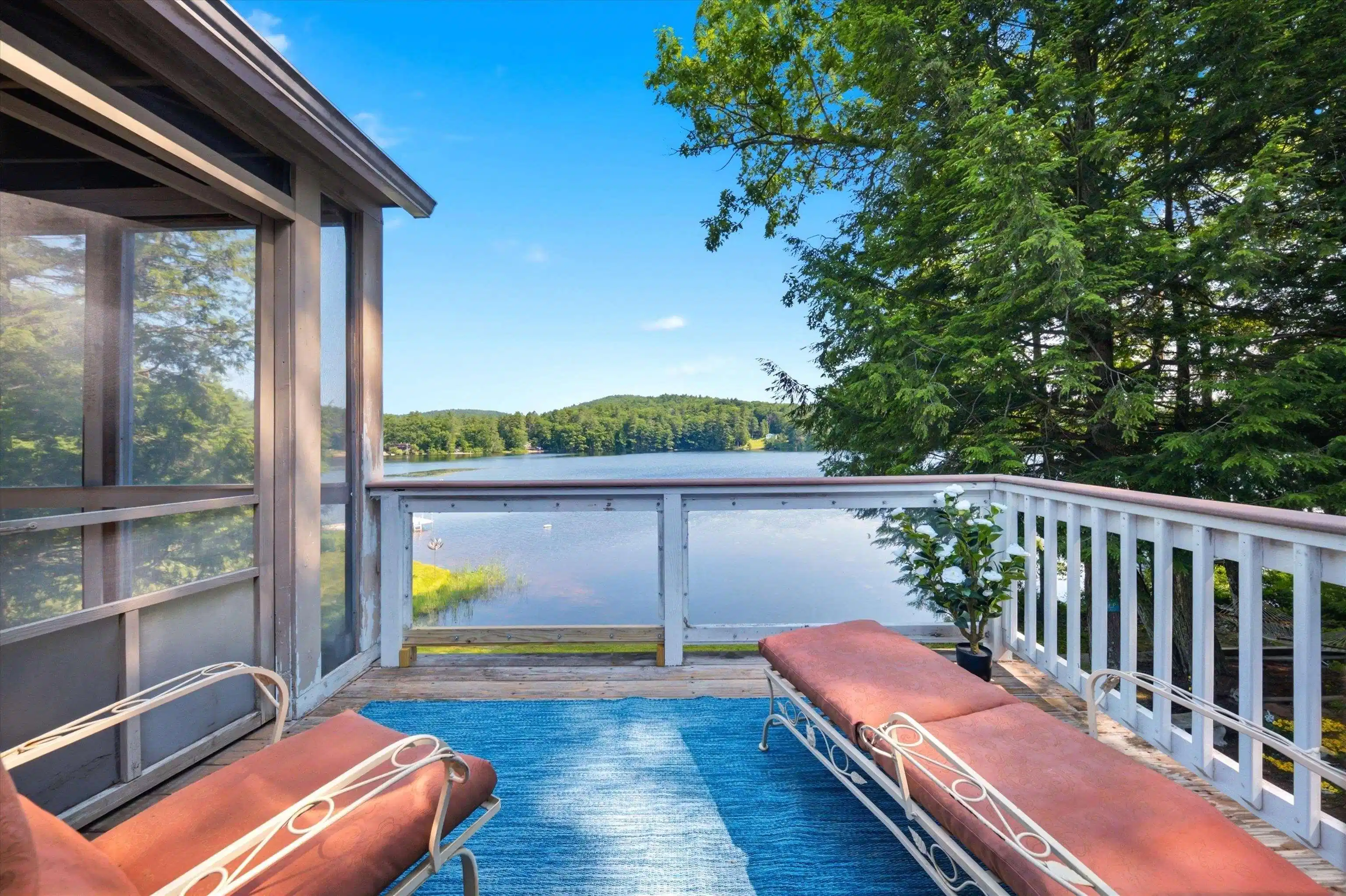 Image 1: Live and Vacation all in the Same Home!
