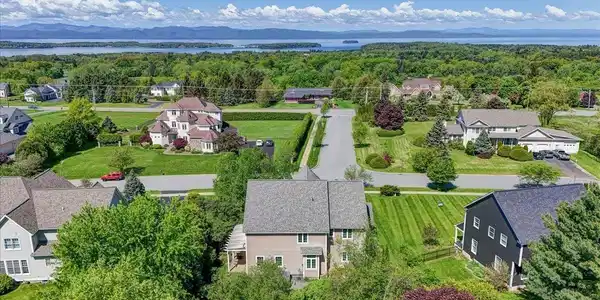 26 Pinnacle Drive